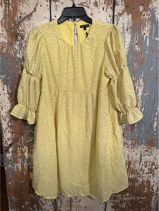Who What Wear Dresses & Skirts - Who What Wear yellow polka dot babydoll dress size small